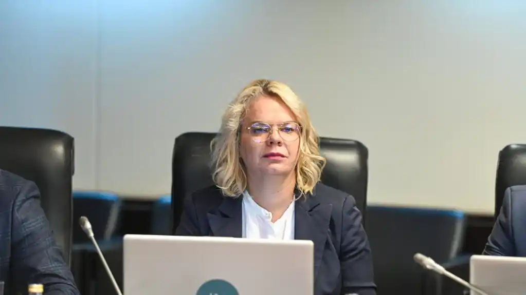 Vukićević: Jučerašnje stajanje vozova ima pozadinu u pokušajima da se ucjenama napravi haos u ŽPCG-u
