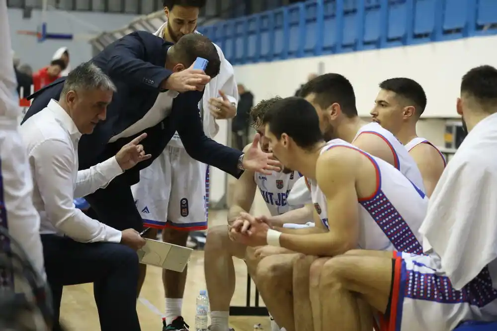 Dragan Bajić više nije trener Sutjeske, Popović predsjednik umjesto Miličića