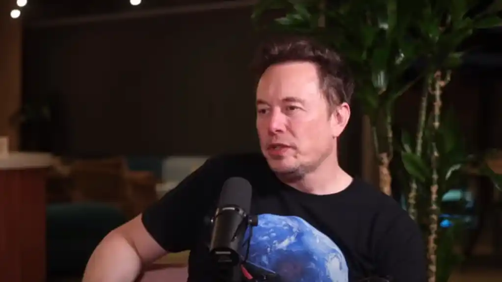 Elon Mask UPOZORAVA zaposlene: „Kompanija X jedva da se ISPLATI“