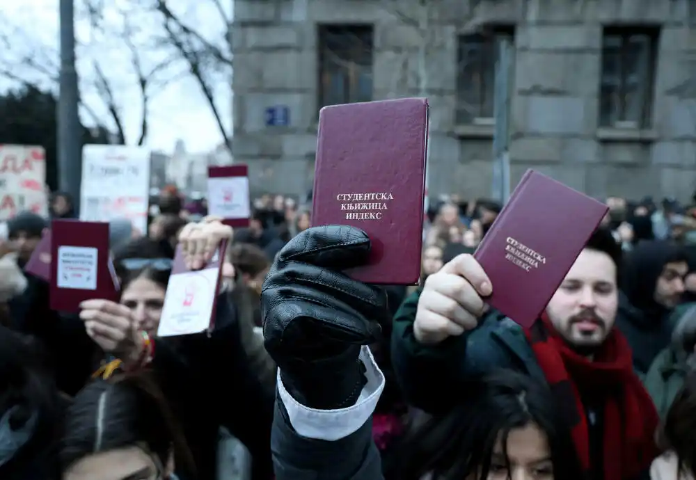 Protest ispred Ustavnog suda u Beogradu, studenti traže poštovanje ustava