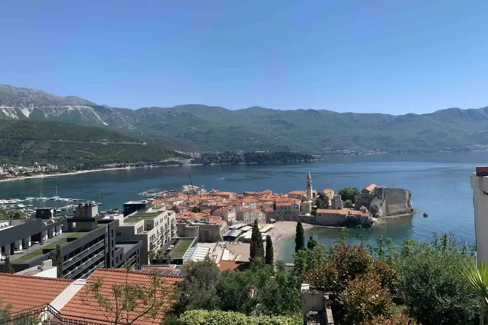 Reflektor: Budva između dogovorene vlasti i novih izbora