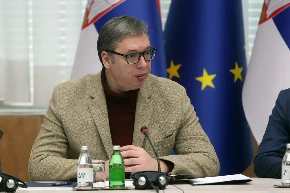 Vučić: Naša braća i prijatelji iz Azerbejdžana su me obavijestili da neće biti obustave gasa za Srbiju