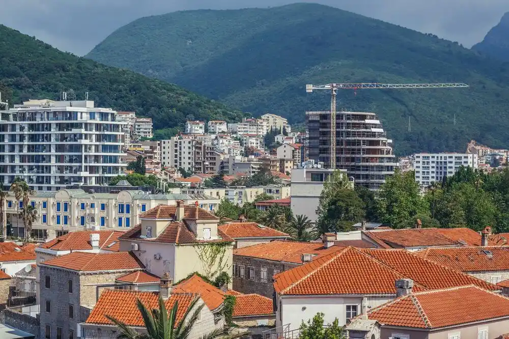 Za budućnost Budve optužuje Vladu, policiju, tužilaštvo i sudstvo da dozvoljavaju „eroziju vladavine prava“