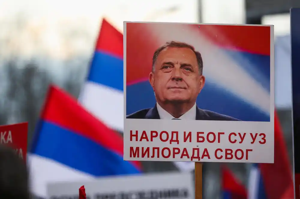 Dodik neće u zatvor ako plati