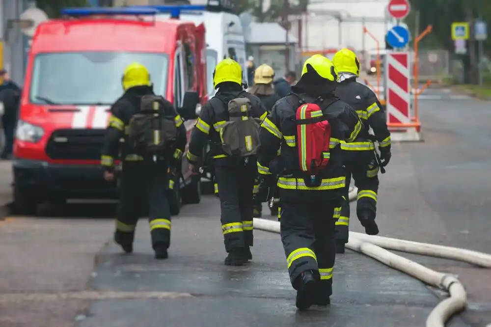 Francuska: Tri osobe poginule, osam povrijeđeno u požaru u domu za stare u Parizu