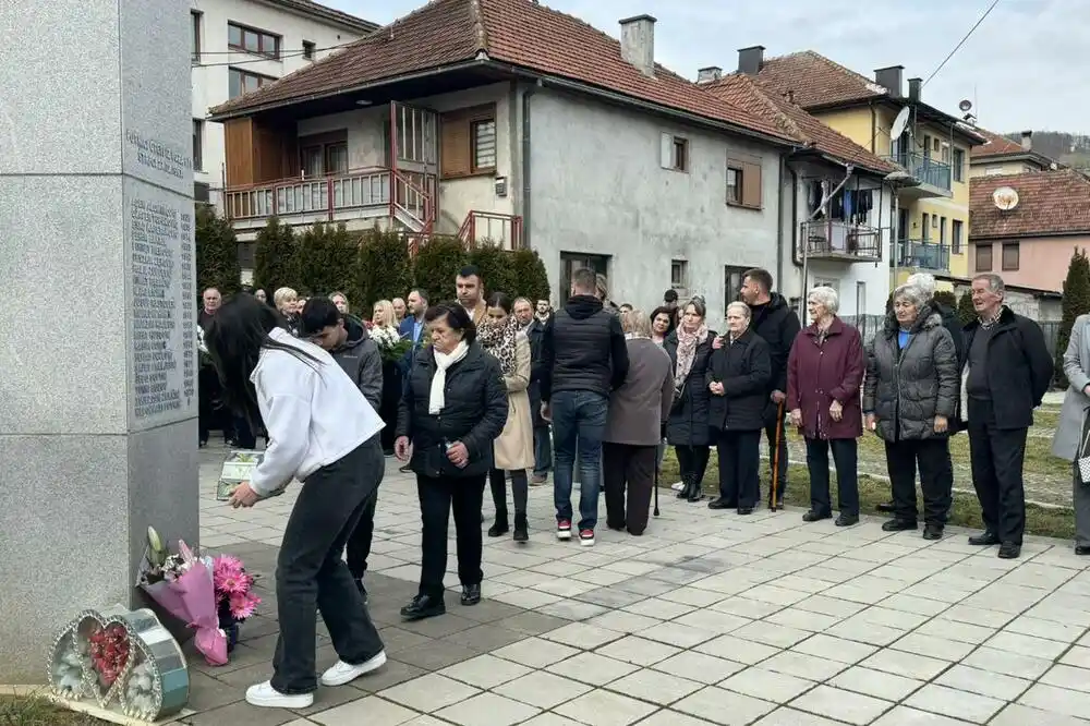 Ličina: Skupština da usvoji zakon koji prepoznaje sve civilne žrtve rata i proglašava zaštitu njihovih porodica