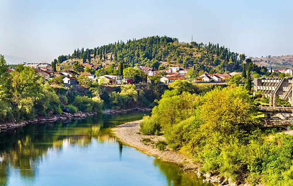 Potraga za majkom i djetetom biće nastavljena sjutra, uslovi bolji, Morača se smanjila