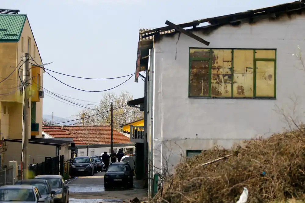 Svjedok požara u Kočanima: Ležala sam na zemlji, drugi su me gazili gledajući da se spasu. Sestru ne možemo da pronađemo