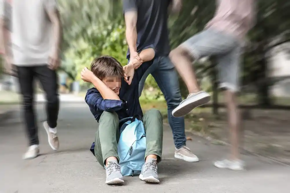 Vršnjačko nasilje u Hrvatskoj: Učenici prebili 12-ogodišnjeg dječaka u toaletu škole i sve to snimali