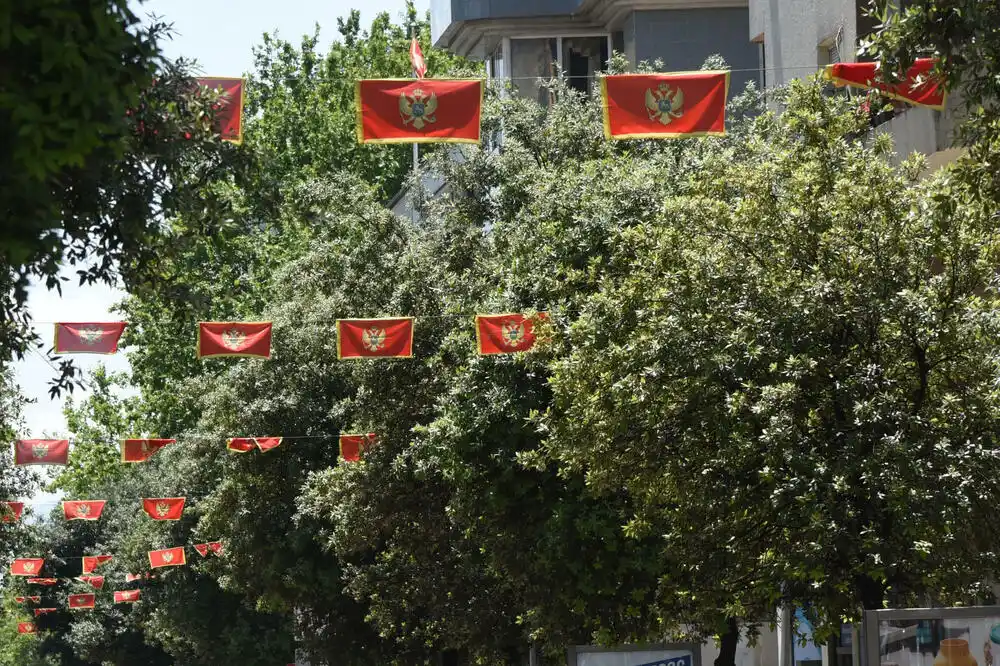 Crna Gora u uskom koridoru: vrijeme je za novi društveni pokret
