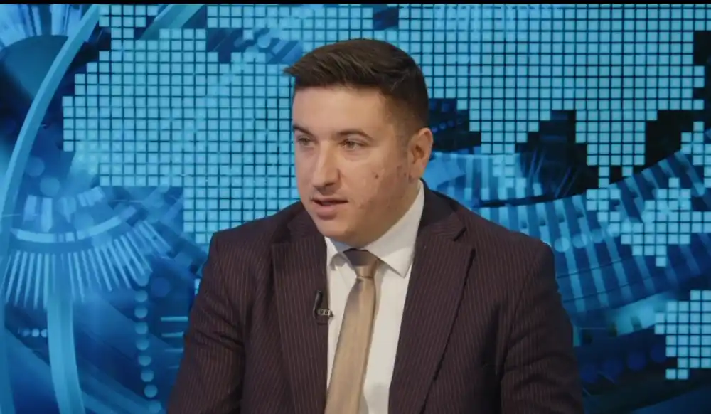 Dajković: Cijela država vidjela da je Migo Stijepović uzeo reket od Duška Kneževića i stavio u džep 100.000 eura da bi kupovao lične karte