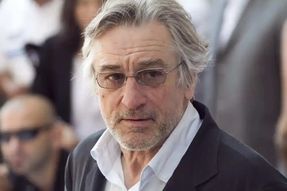 De Niro podržao transdžender ćerku