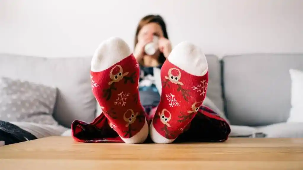 Imate HLADNE NOGE iako vam je toplo? Tijelo vas UPOZORAVA, a mnogi IGNORIŠU ove znakove