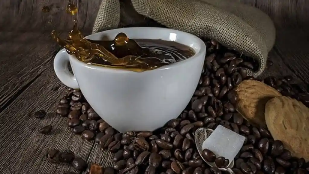 Kafa s BIBEROM – zvuči čudno, ali kad čujete zašto je pijemo, nećete prestati!