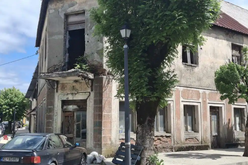 Kulturno dobro ruinirano nebrigom: Hotel „Bošković“ važan dio kolašinskog arhitektonskog nasljeđa