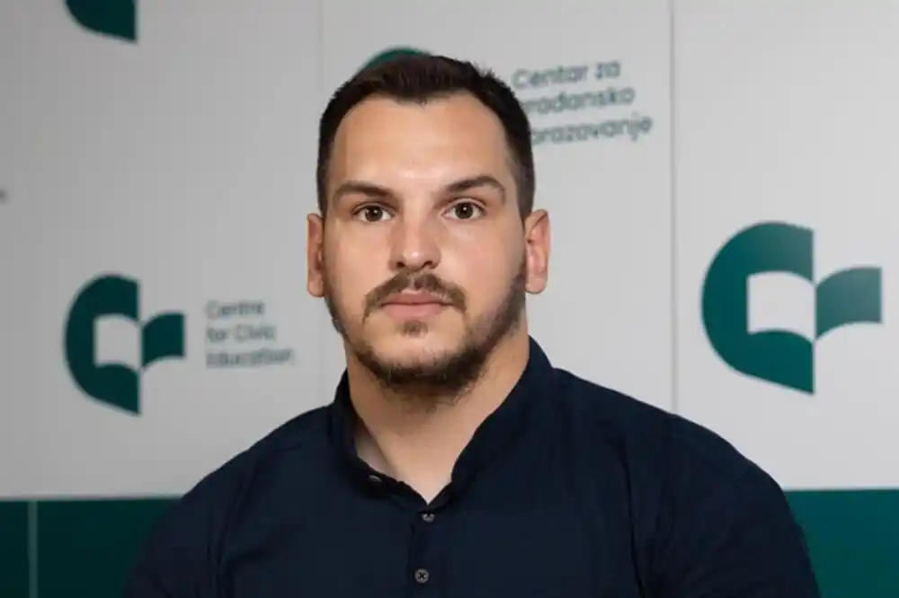 Mirković: Partija, protokol i PR ispred stvarnih reformi
