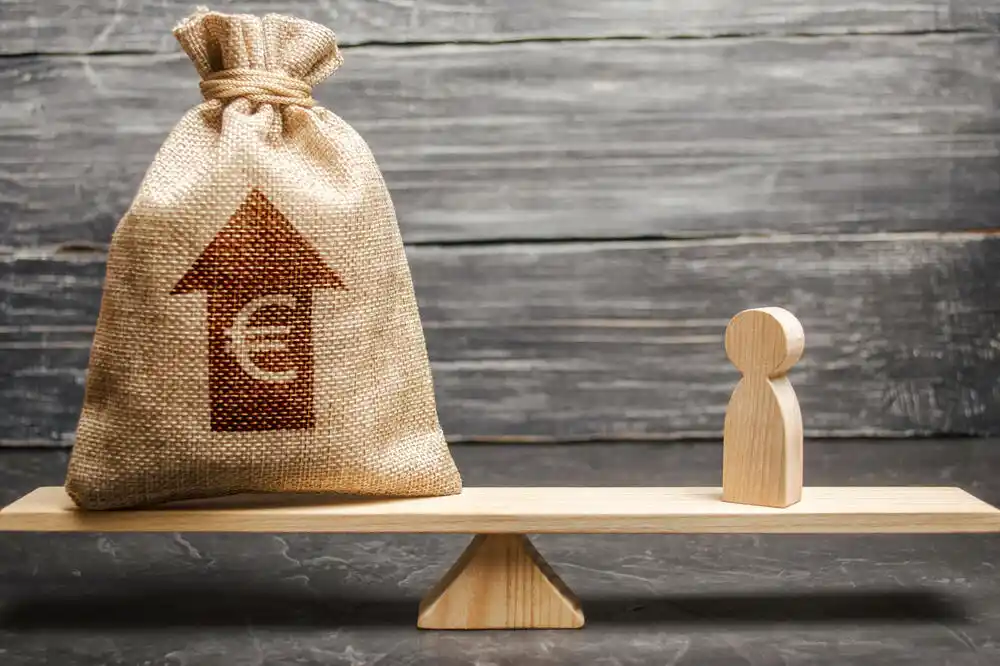 Monstat: Prosječna zarada u aprilu 1,01 hiljadu eura