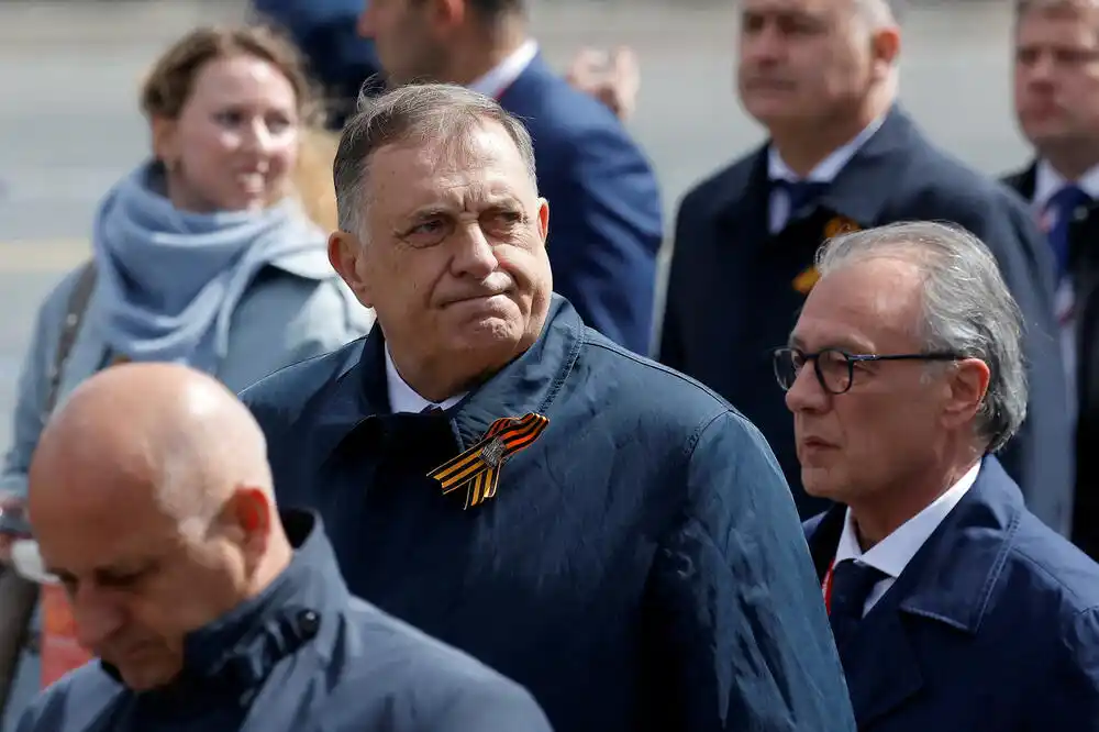 Njemačka i Francuska pozvale EU na rješavanje krize u BiH i izolovanje Dodika