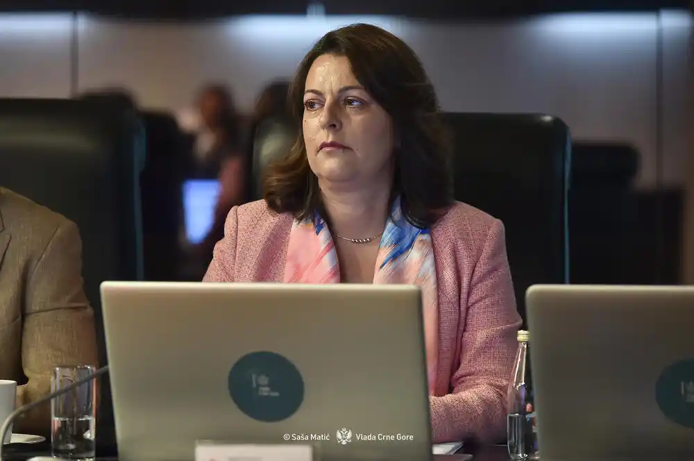 Novinarstvo ne smije da služi pojedincima, već istini