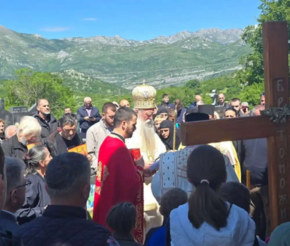 NVU Srbi u Crnoj Gori: Narodu Bratonožića i bratstvu manastira želimo svako dobro – mir, zdravlje i blagoslov u domu i zajednici