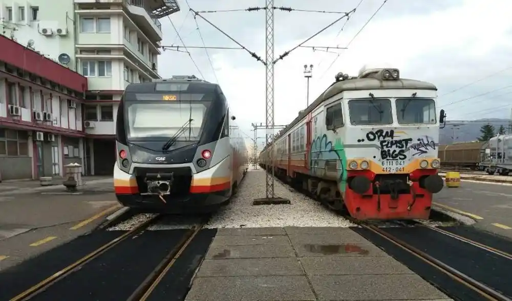 Poslovanje dva najveća željeznička preduzeća: Infrastruktura u minusu, prevoz u plusu
