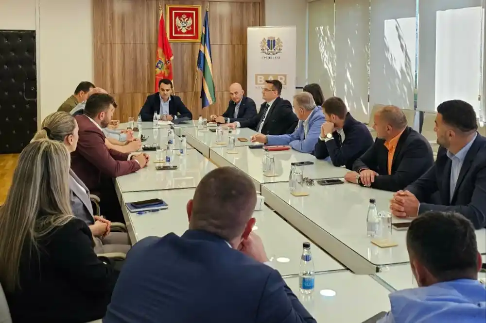 Raičević ugostio članove Odbora udruženja komunalne privrede Privredne komore Crne Gore