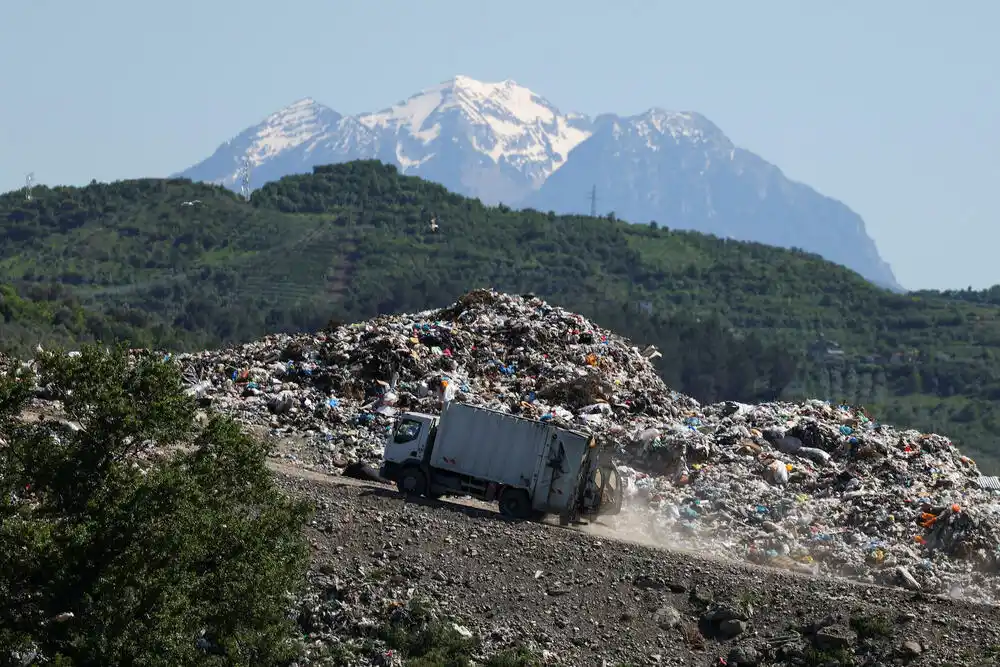 Rama obećava EU, a građanima korupcija zaklanja pogled