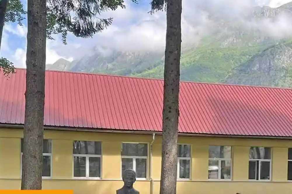 Raspisan tender za rekonstrukciju vrtića u Gusinju