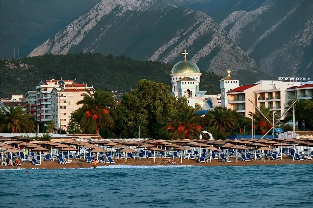Sekretar za imovinu i investicije u Opštini Bar Stefan Šušter: Investitore koči birokratija