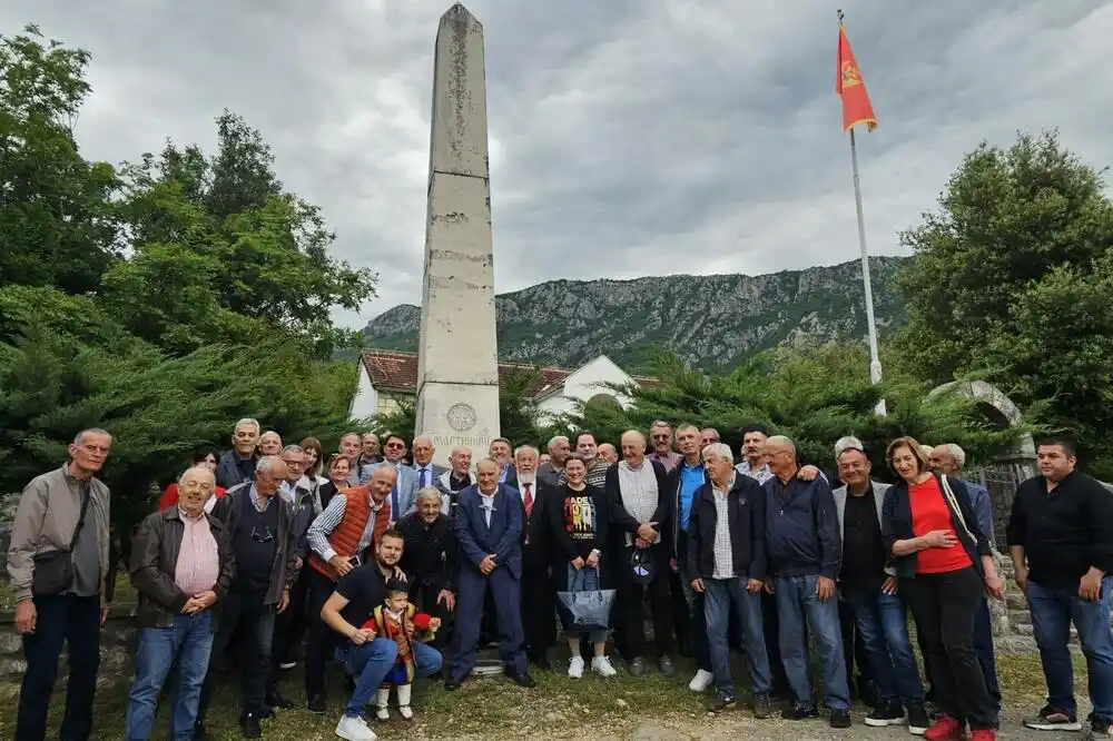 STEGA položila vijenac na spomen obilježje junacima Martinićke bitke: Crna Gora ozbiljno ugrožena