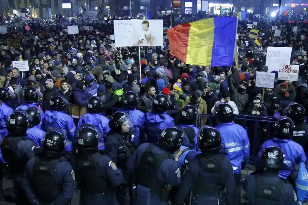 U Rumuniji u nedjelju drugi krug predsjedničkih izbora: Simion i Dan u tijesnoj trci za šefa države