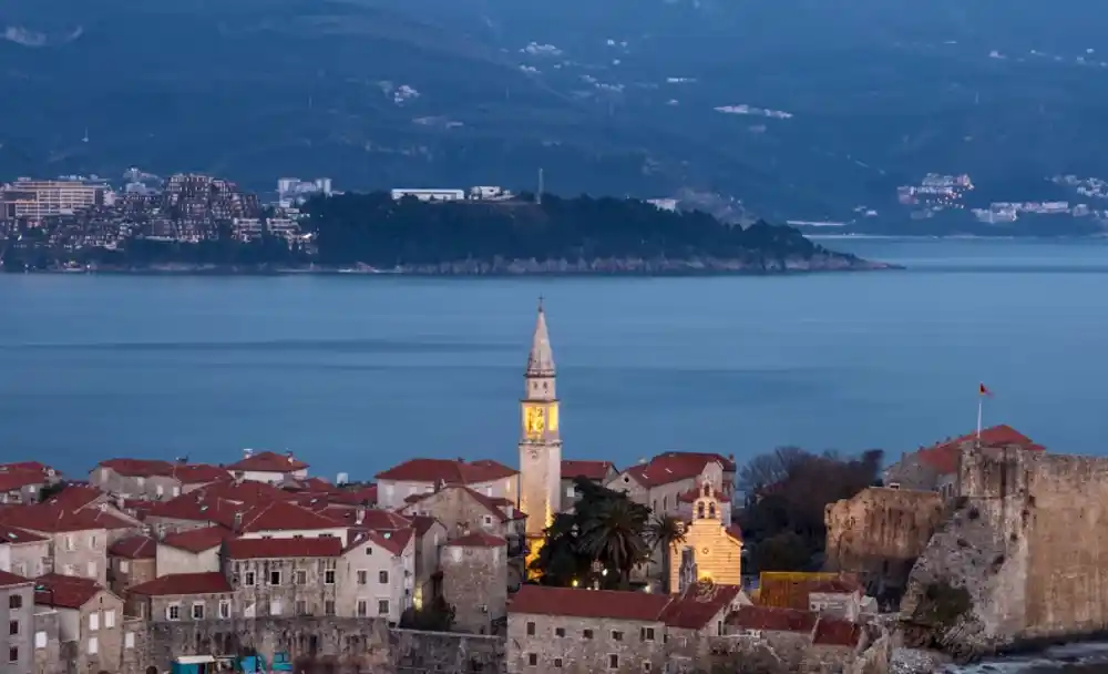 Ugostitelji u Budvi spremaju blokade i štrajkove protiv nove vlasti