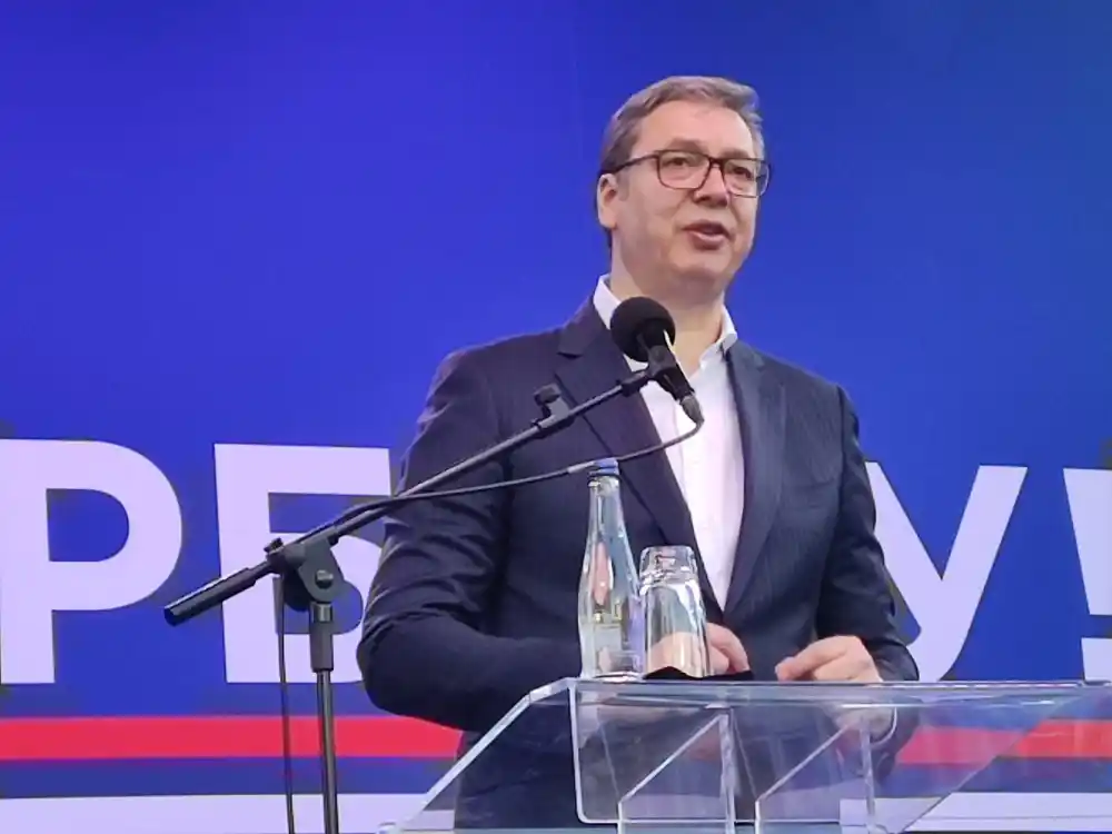 Vučić: „Neka se nerviraju svi drugi oko nas, a mi idemo naprijed kao brzi voz“