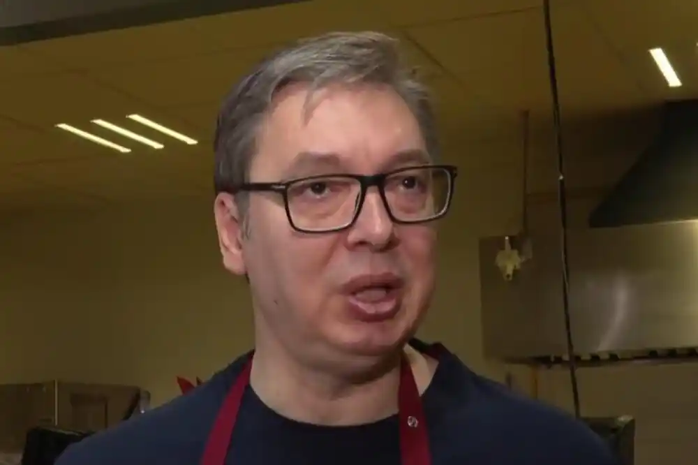 Vučić rekao da planira „Ćacilende“ svuda u Srbiji