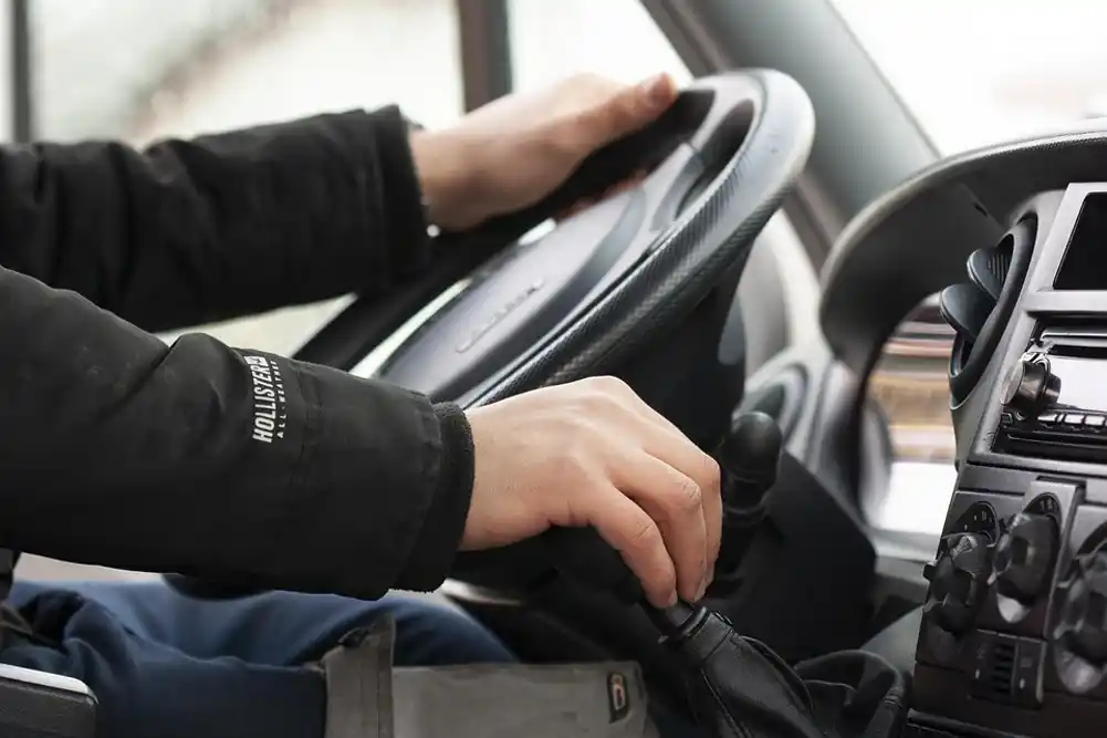 Za 24 časa sankcionisano 35 vozača, 17 lišeno slobode