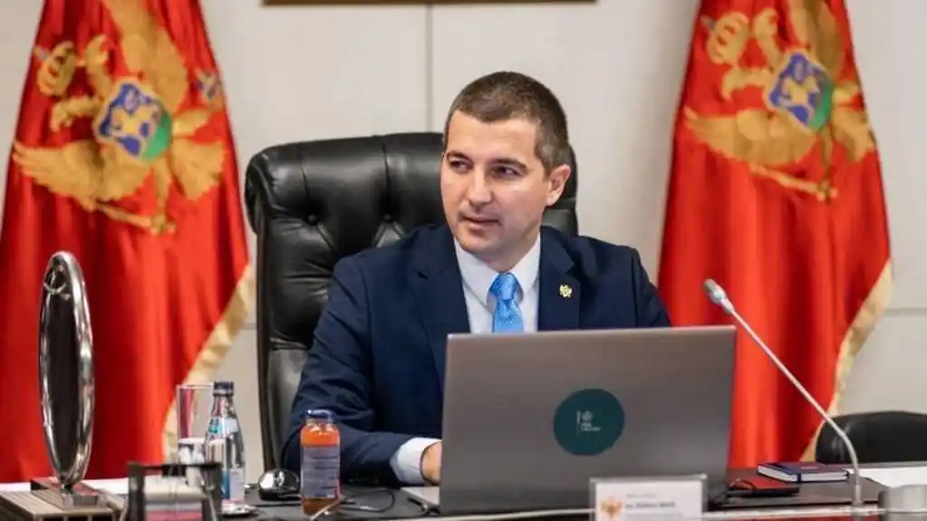 Bečić: Izborom NOVOG  načelnika Generalštaba Vojske CG otvorićemo dugočekani  PROCES  vetinga u sektoru odbrane