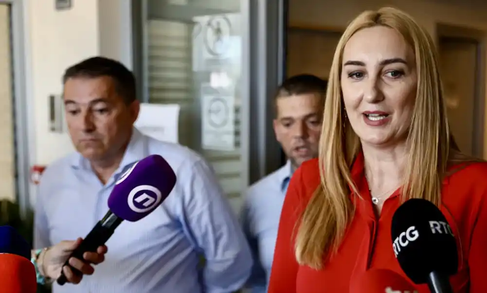Bulatović: Perović i Martinović prekoračili sve mjere civilizovanog ponašanja, odluka Upravnog suda ne predviđa njeno vraćanje na čelo ASK-a