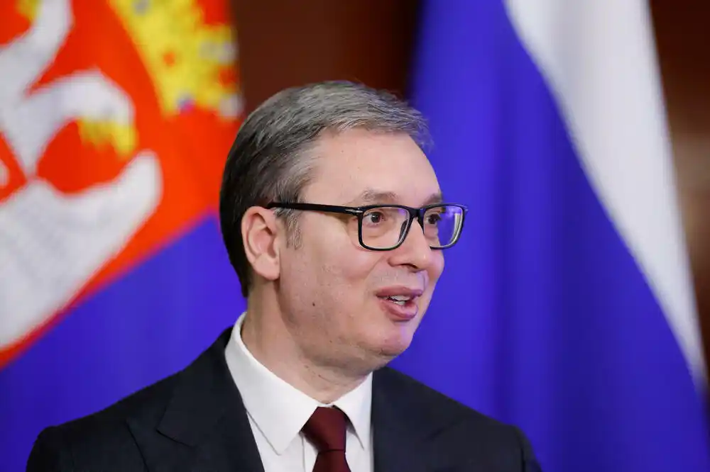 Članovi SANU-a zahtijevaju ostavku Vučića