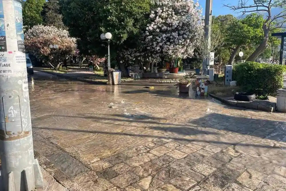 Havarija na cjevovodu, budvanski Stari grad bez vode do 15 časova