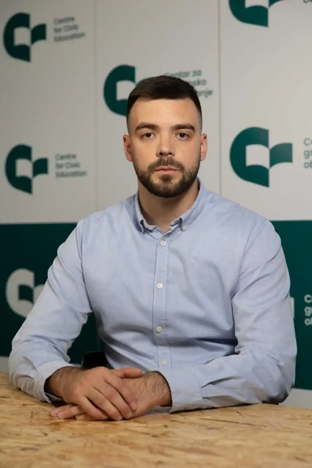 Hitnost izgovor za netransparentnost: Telefonske sjednice Vlade trebalo bi da su izuzetak, ali su postale pravilo
