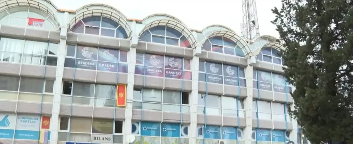 Javni servisi pokazali napredak u izvještavanju, novinari Gradske bili pod nezakonitim nadzorom