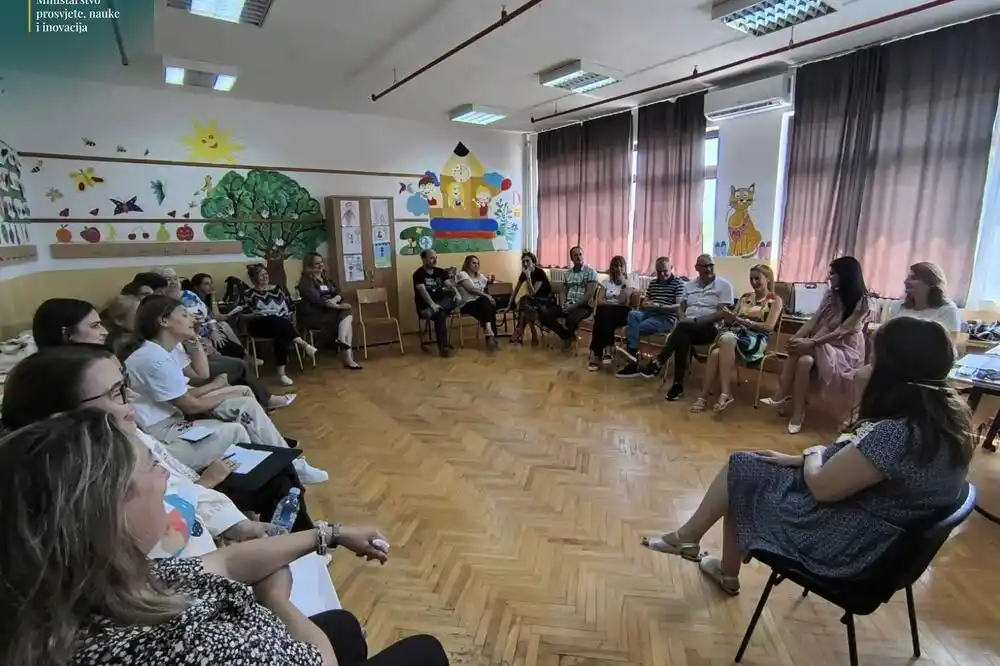 Još sedam OŠ uključeno u preventivni program Vještine za adolescenciju