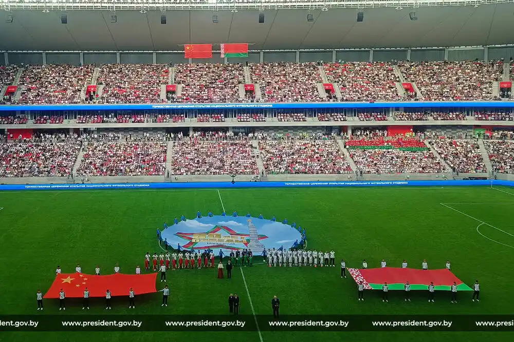 Kina pokonila Minsku stadion od 33.000 gledalaca, na otvaranju remi sa domaćom selekcijom Bjelorusije