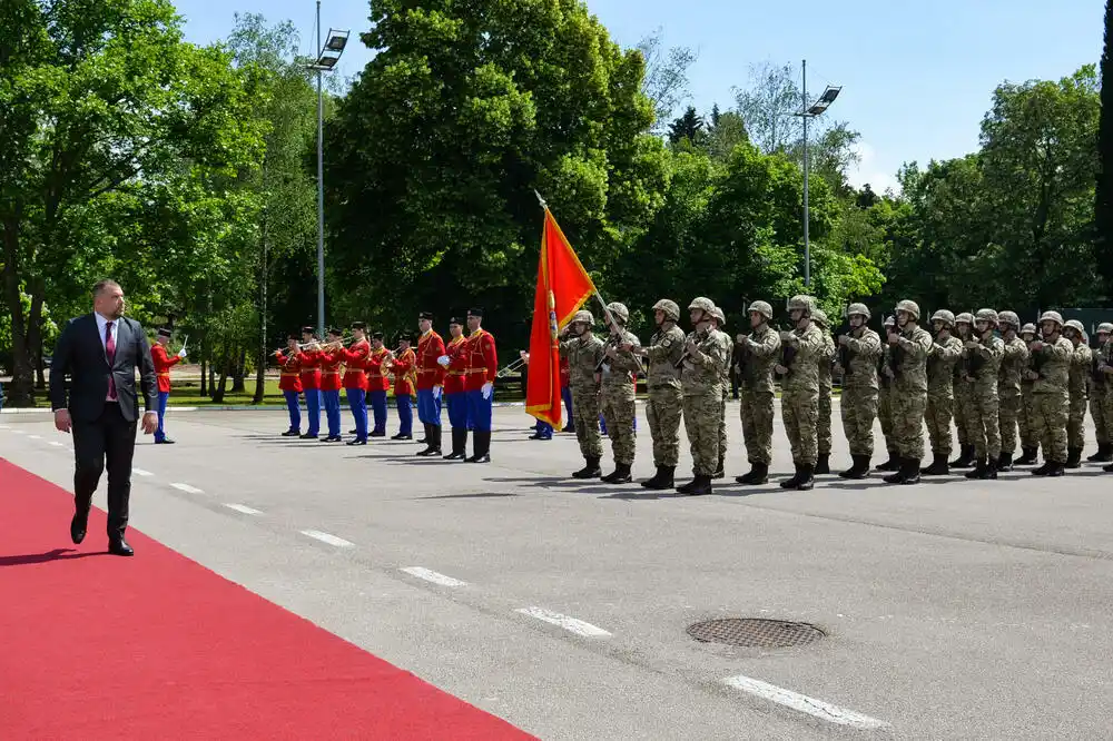 Krapović: Imenovanje Vuksanovića za načelnika Generalštaba Vojske otvara novo poglavlje u razvoju odbrambenog sistema