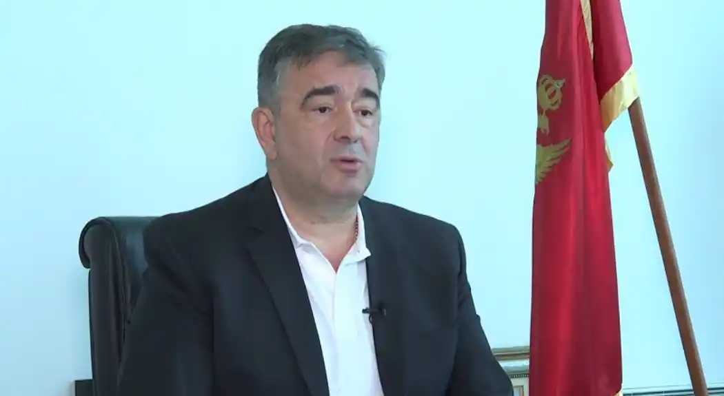Medojević: Milioni nestali, zgrada terminala niđe – poništiti tender i pokrenuti istragu o korupciji!