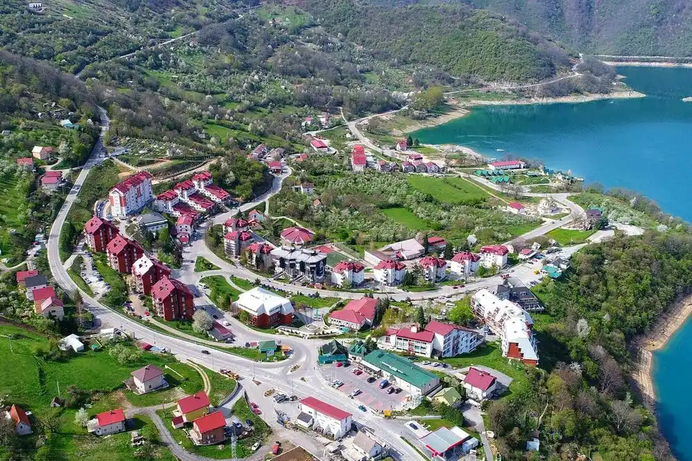 Mještani Plužina i Gacka traže da mogu prelaziti granicu sa ličnom kartom