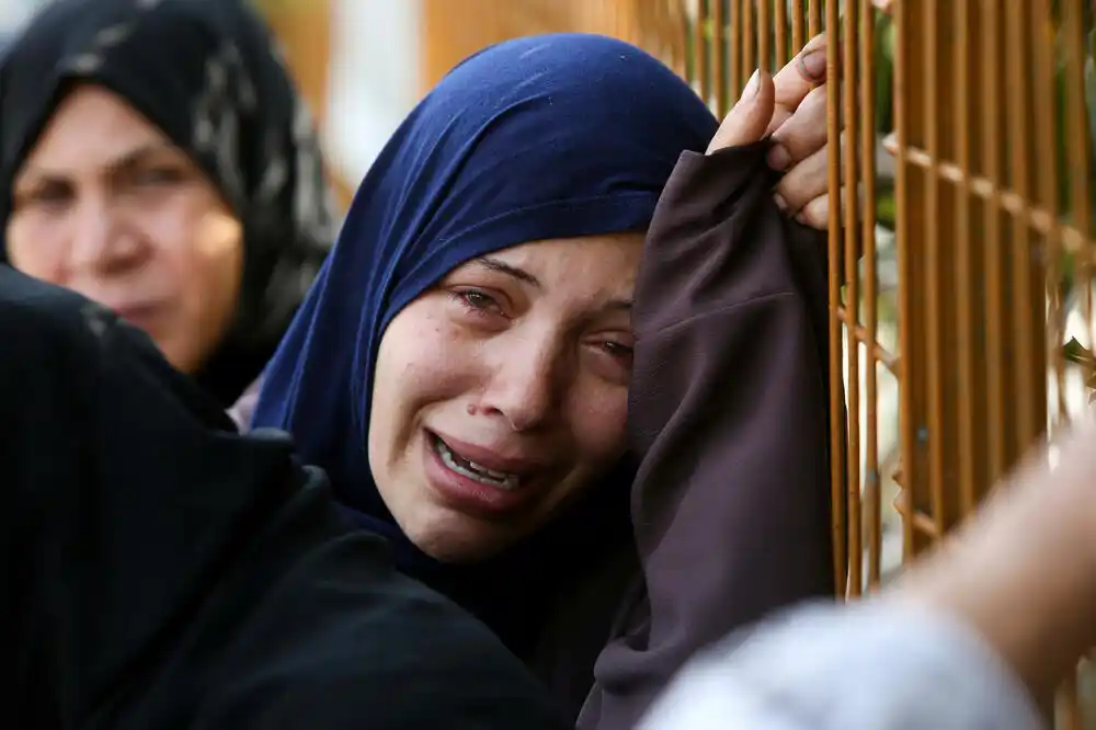 Najmanje 25 Palestinaca ubijen blizu centra za dodjelu humanitarne pomoći u Gazi