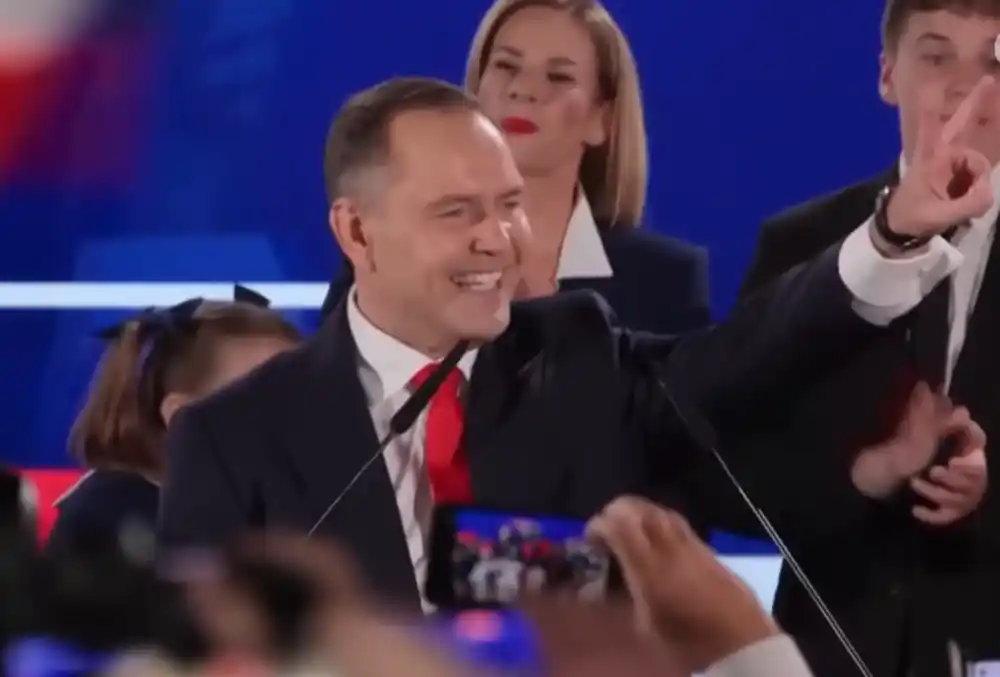 Navrocki protiv pristupanja Ukrajine EU
