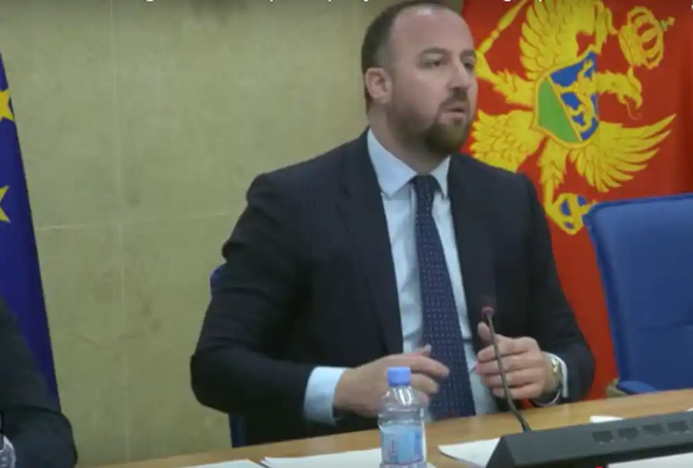 Nikolić: Siguran sam da u Crnoj Gori nikada nije postojala uprava koja je naređivala i izvršavala ubistva, to je radio Slobodan Milošević
