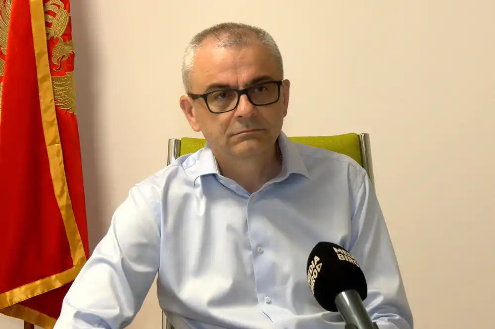 Niković: ZHMP spremno dočekuje ljetnju sezonu, do kraja godine 20 skroz opremljenih jedinica hitne pomoći